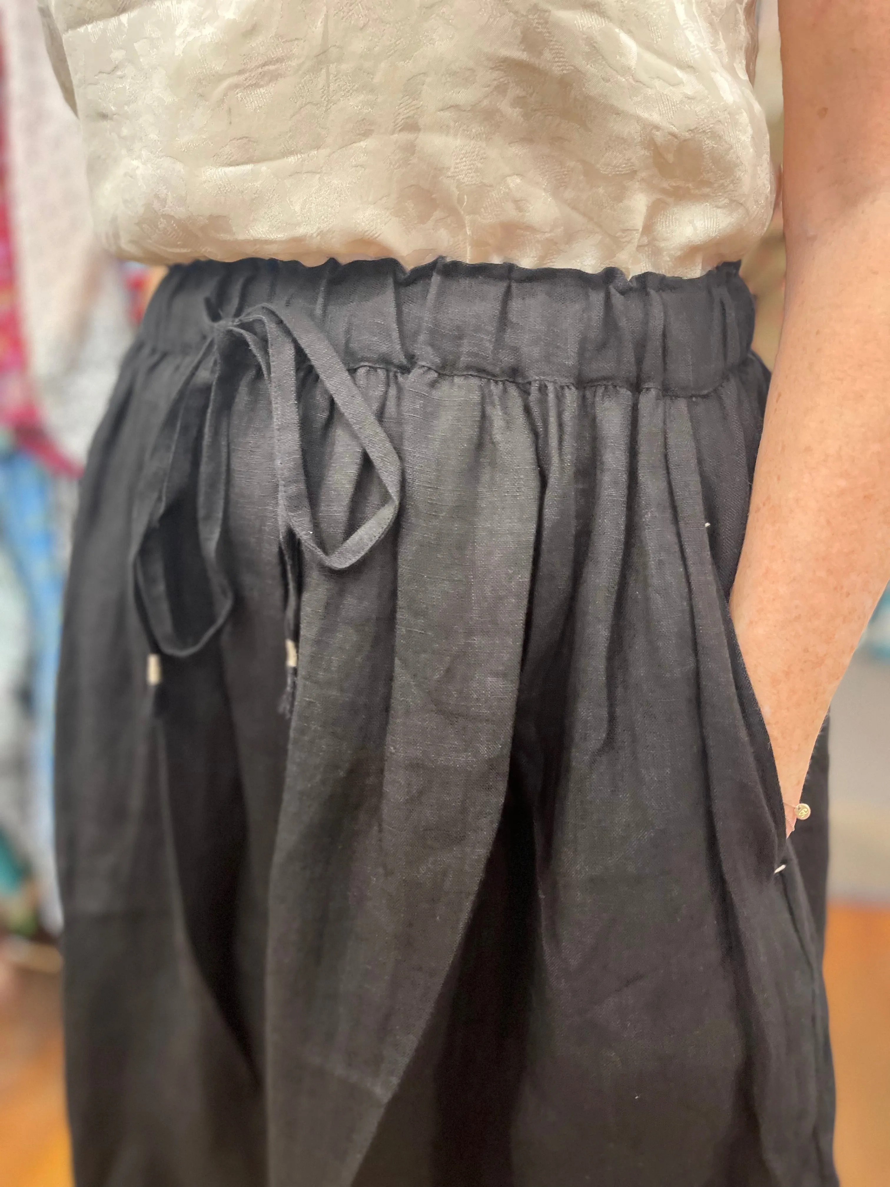 JIANA LINEN SKIRT - BLACK