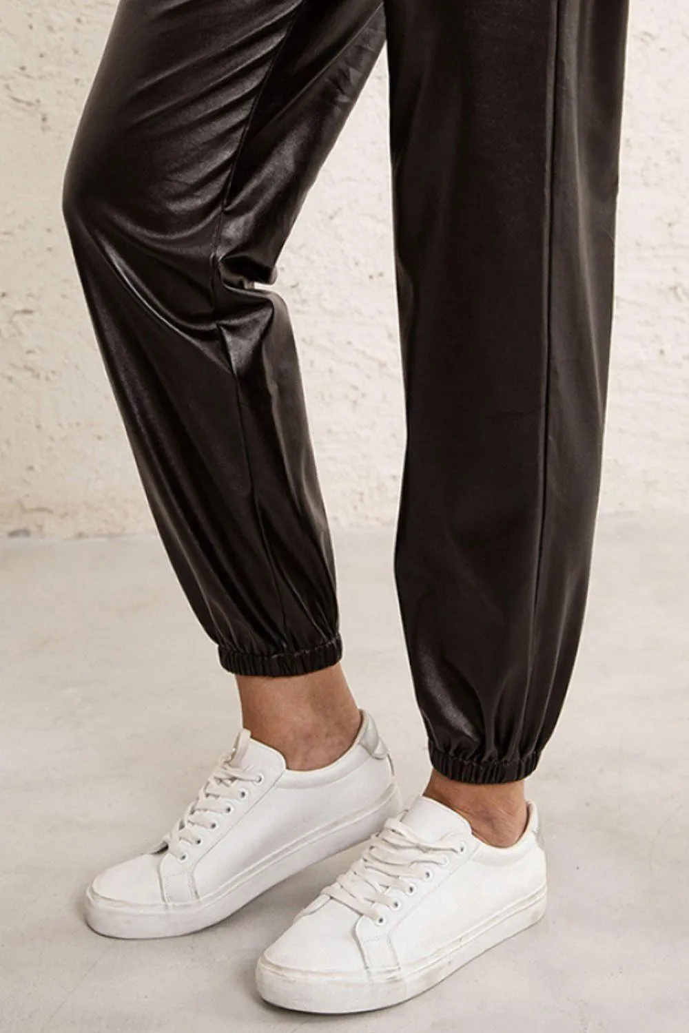 Long Lasting Elastic High Waisted Leather Joggers