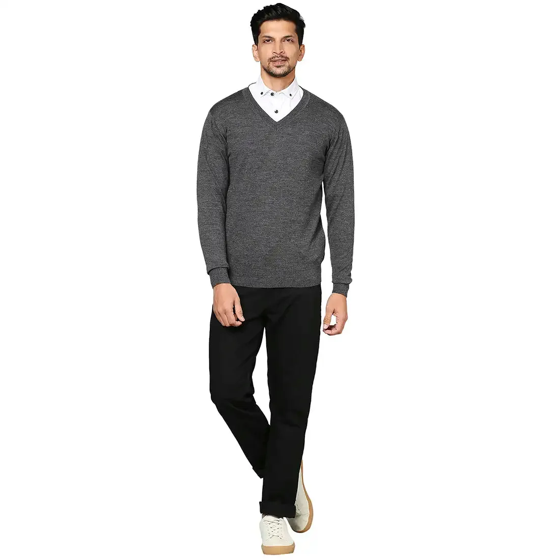 Men Grey Solid Merino Wool Full Sleeve V Neck Collar Sweaters