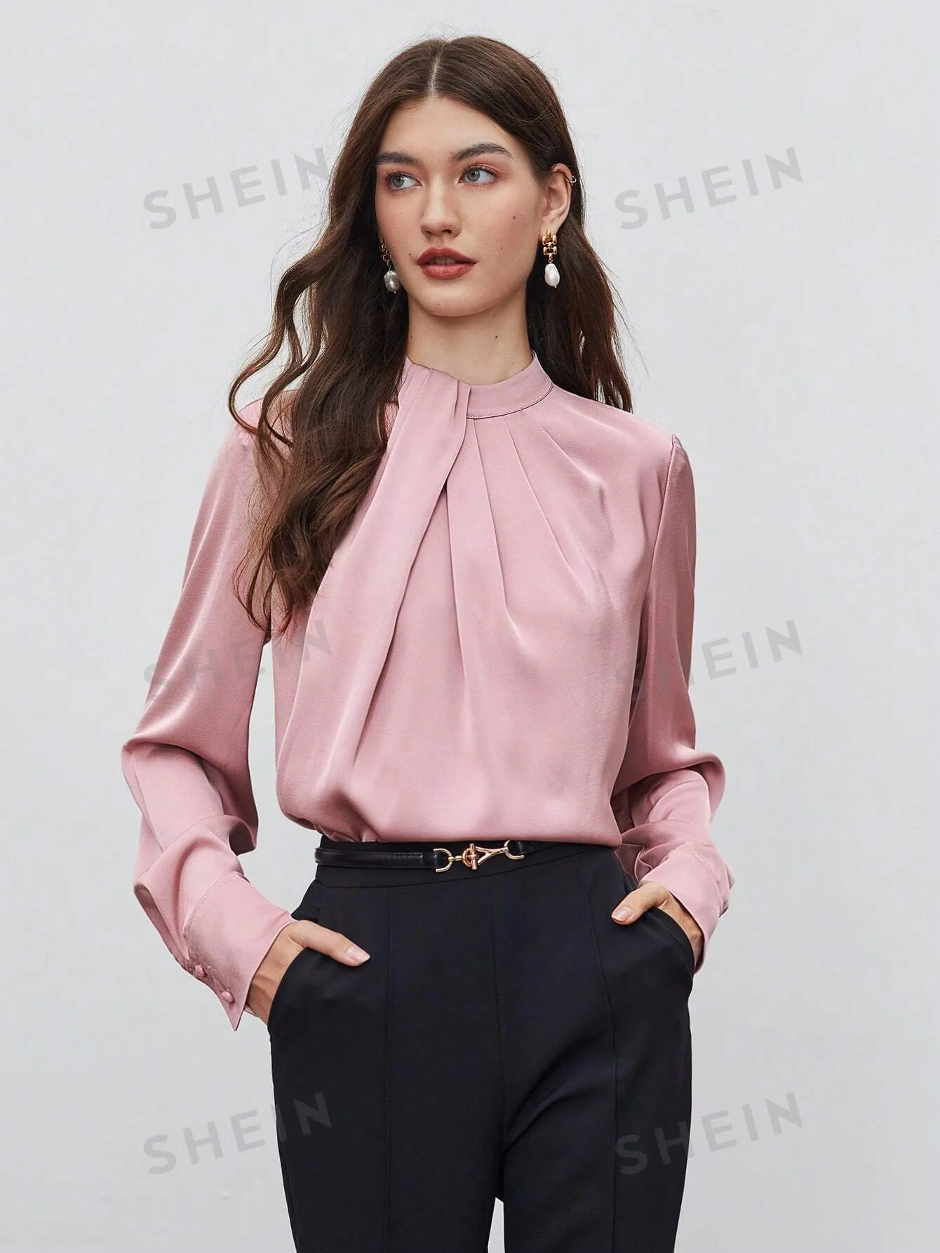 SHEIN BIZwear Keyhole Back Fold Pleated Front Solid Top